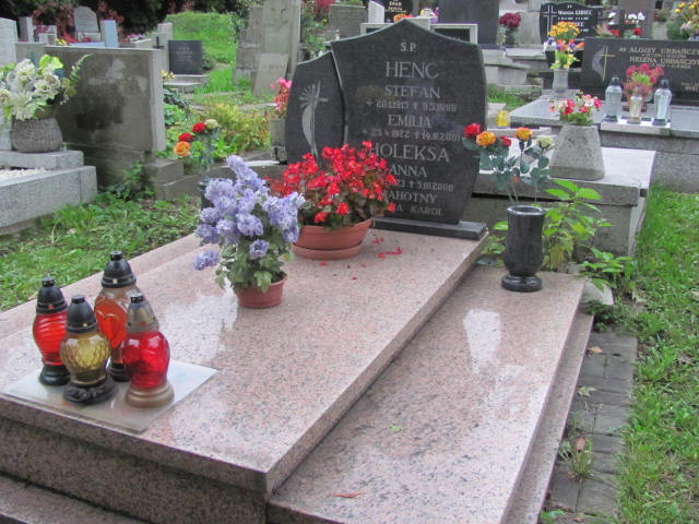 Grób Stefan Henc