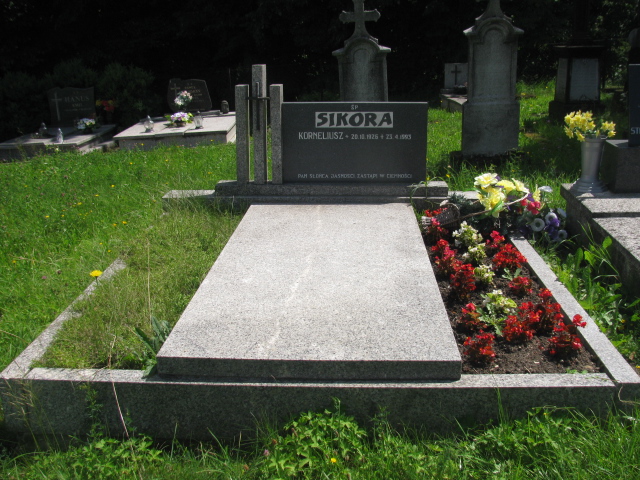Grób Korneliusz Sikora